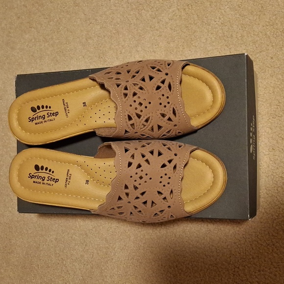 Spring Step Sandals NWT - Picture 3 of 15